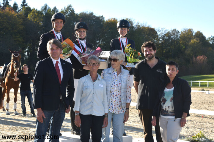 podium-823008