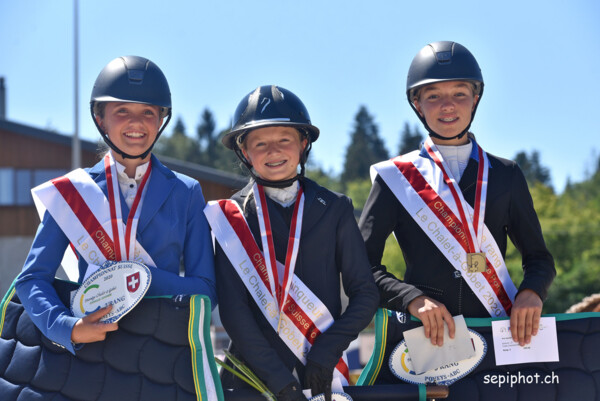 podium_P_C_978138