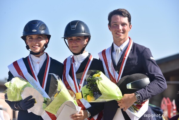 podium_YR_980305