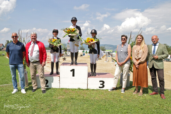 Wad0824PodiumPoneysDElite_3233 (1)